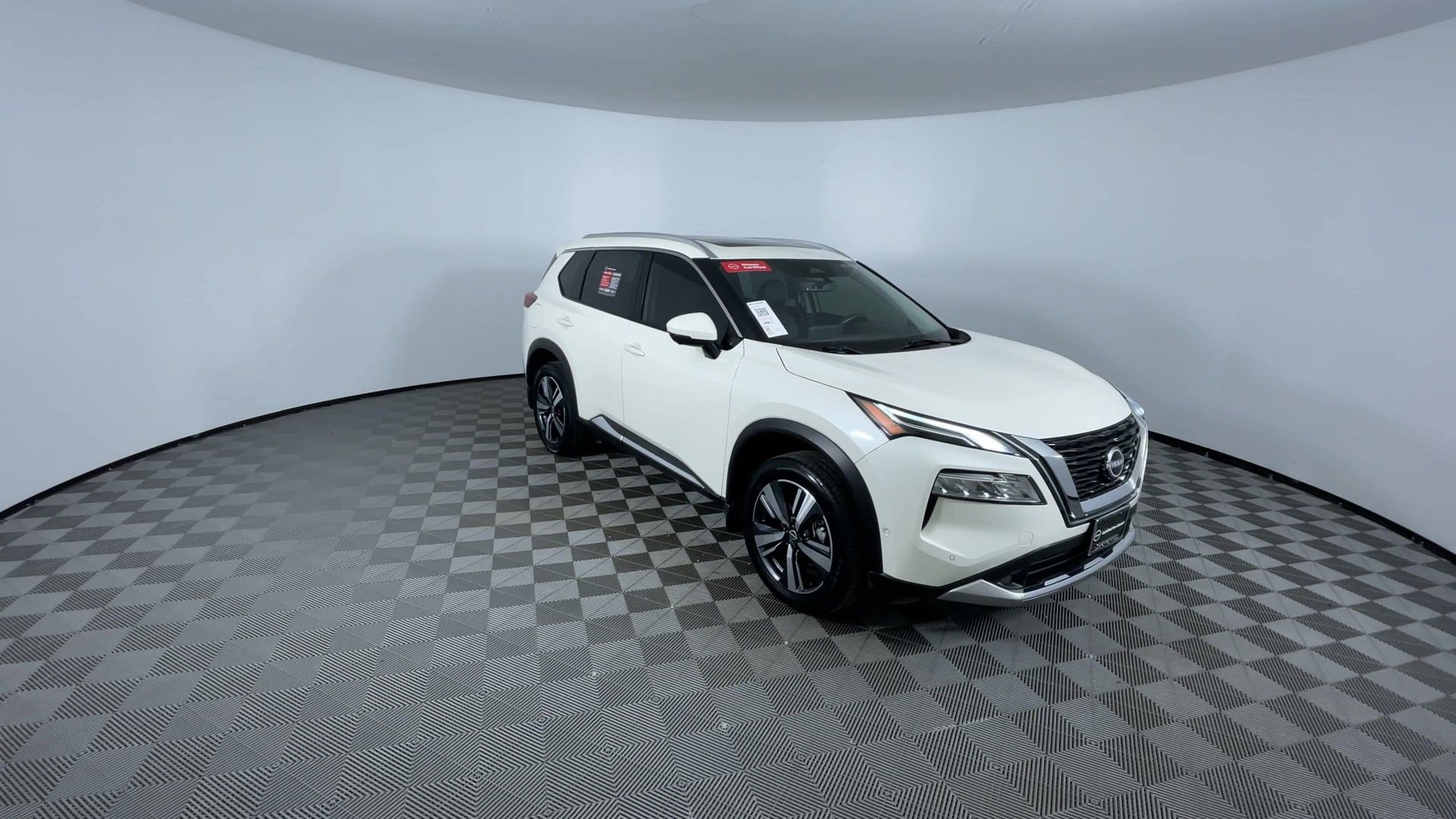 Certified 2023 Nissan Rogue Platinum w/ Platinum Premium Package image 2