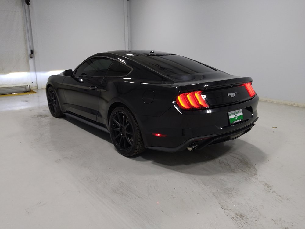 Used 2019 Ford Mustang Coupe RWD image 5