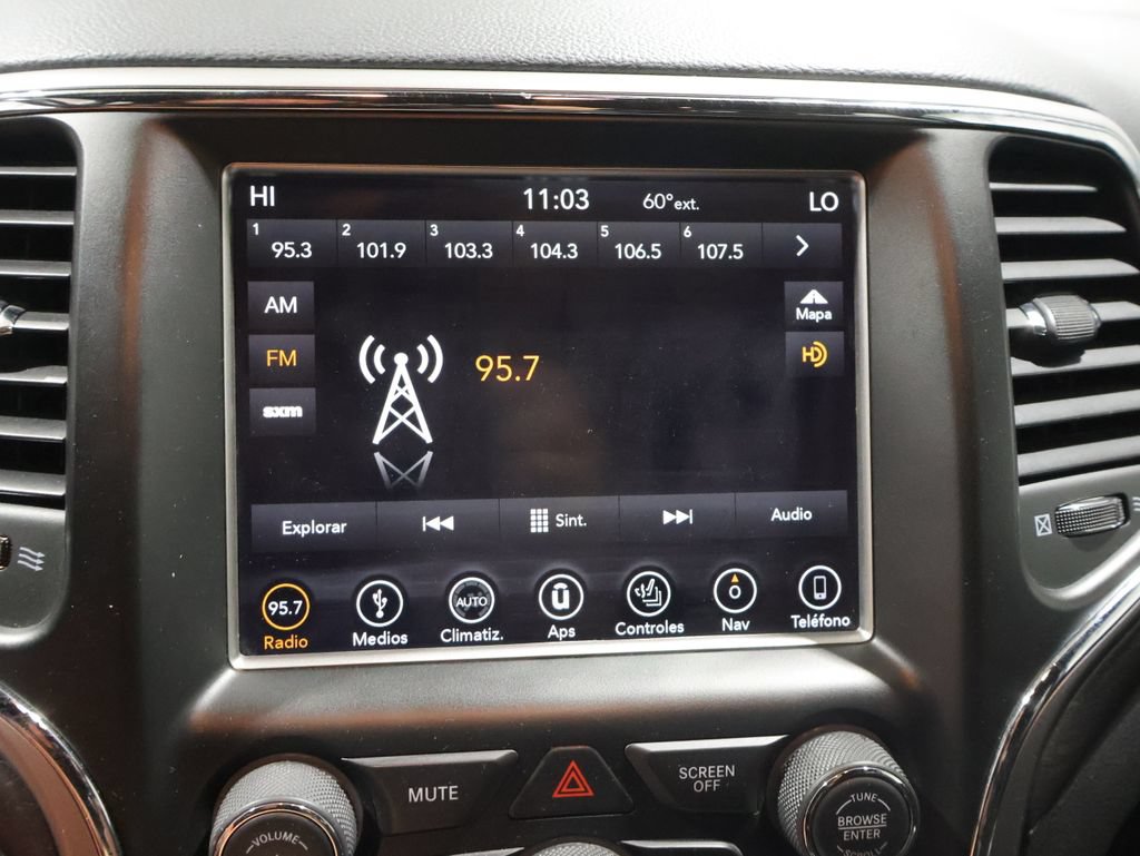 Used 2018 Jeep Grand Cherokee Altitude AWD/4WD image 26