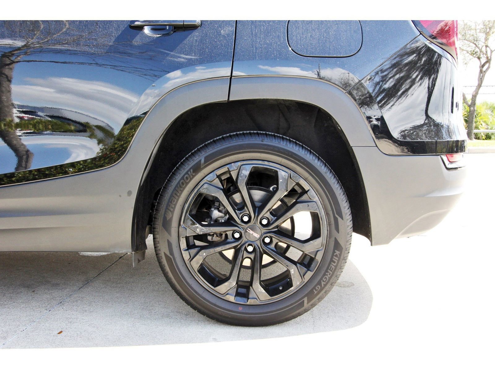 Used 2022 GMC Terrain SLE w/ Driver Convenience Package image 32