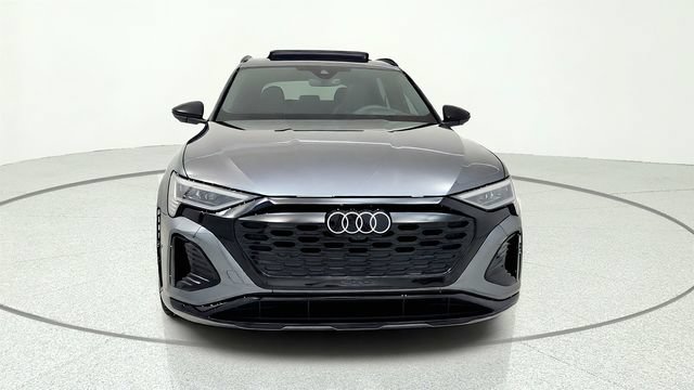 Used 2024 Audi Q8 e-tron Prestige AWD/4WD image 2