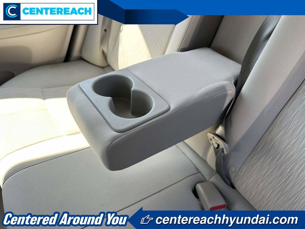 Used 2014 Nissan Sentra SV w/ SV Driver Package image 10