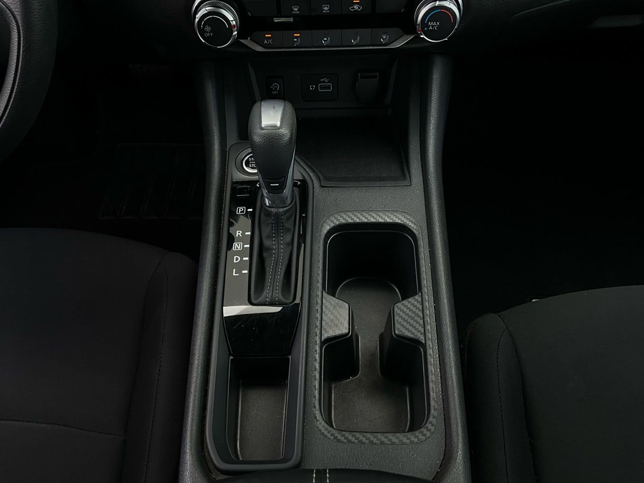 Used 2025 Nissan Sentra S image 13