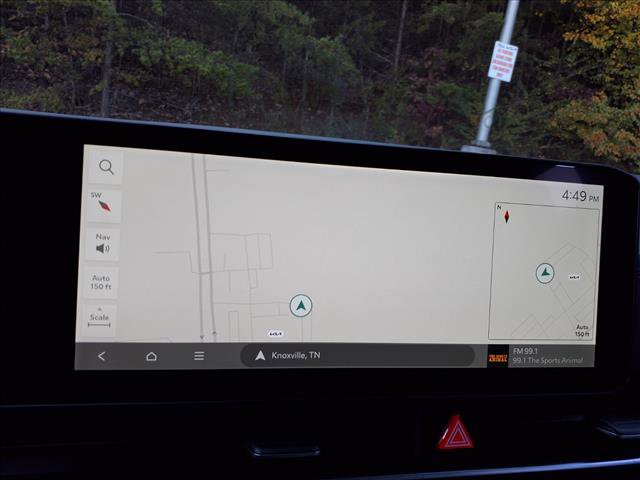 Used 2025 Kia Carnival EX image 19