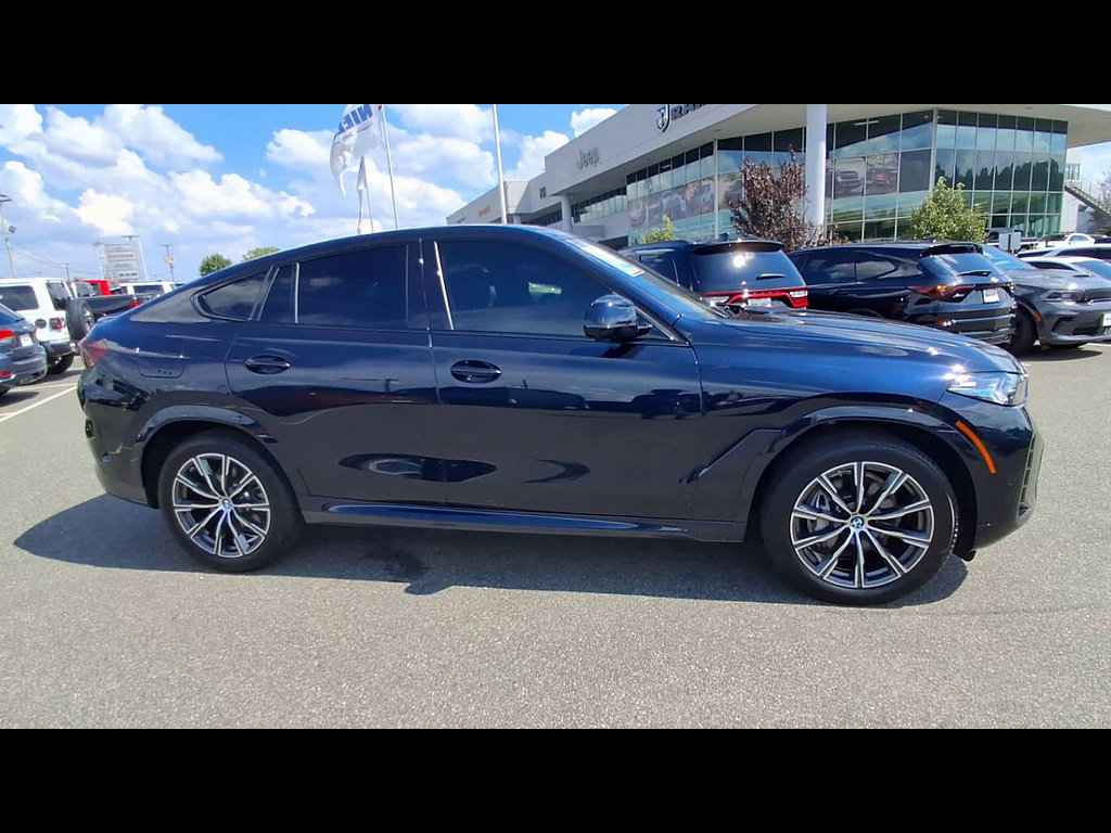Used 2026 BMW X6 xDrive40i w/ Climate Comfort Package AWD/4WD image 9