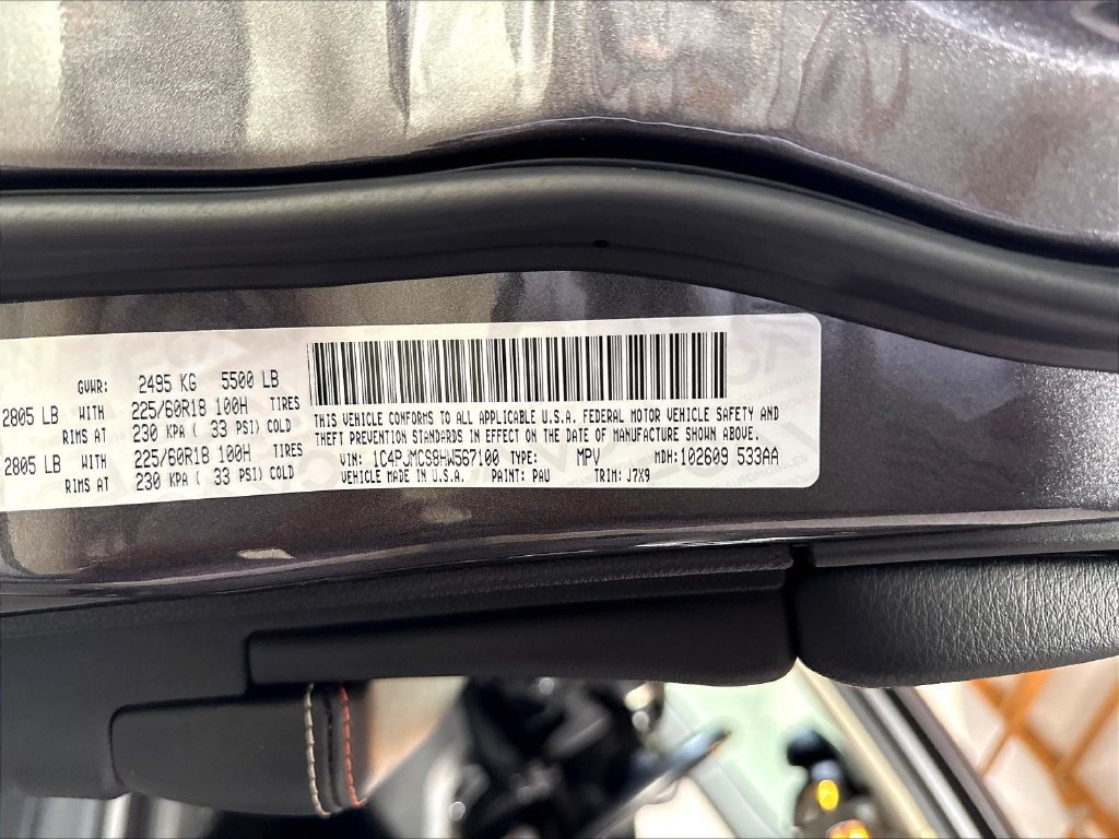 Used 2017 Jeep Cherokee 75th Anniversary AWD/4WD image 21
