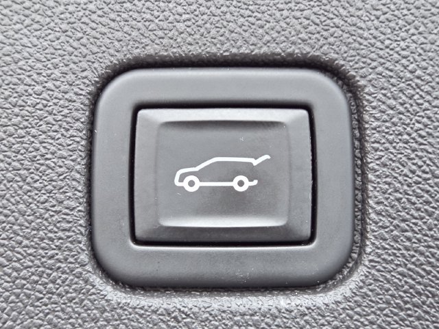 Used 2024 Chevrolet Equinox LT FWD image 18