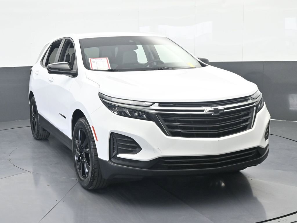 Used 2023 Chevrolet Equinox LS w/ Sport Edition image 9