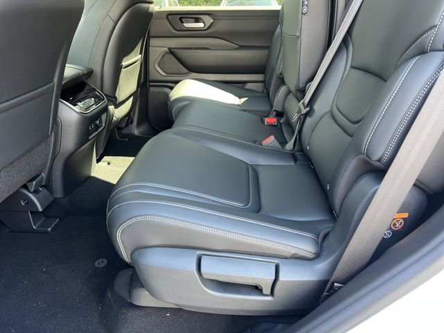 New 2026 Nissan Armada SV image 17