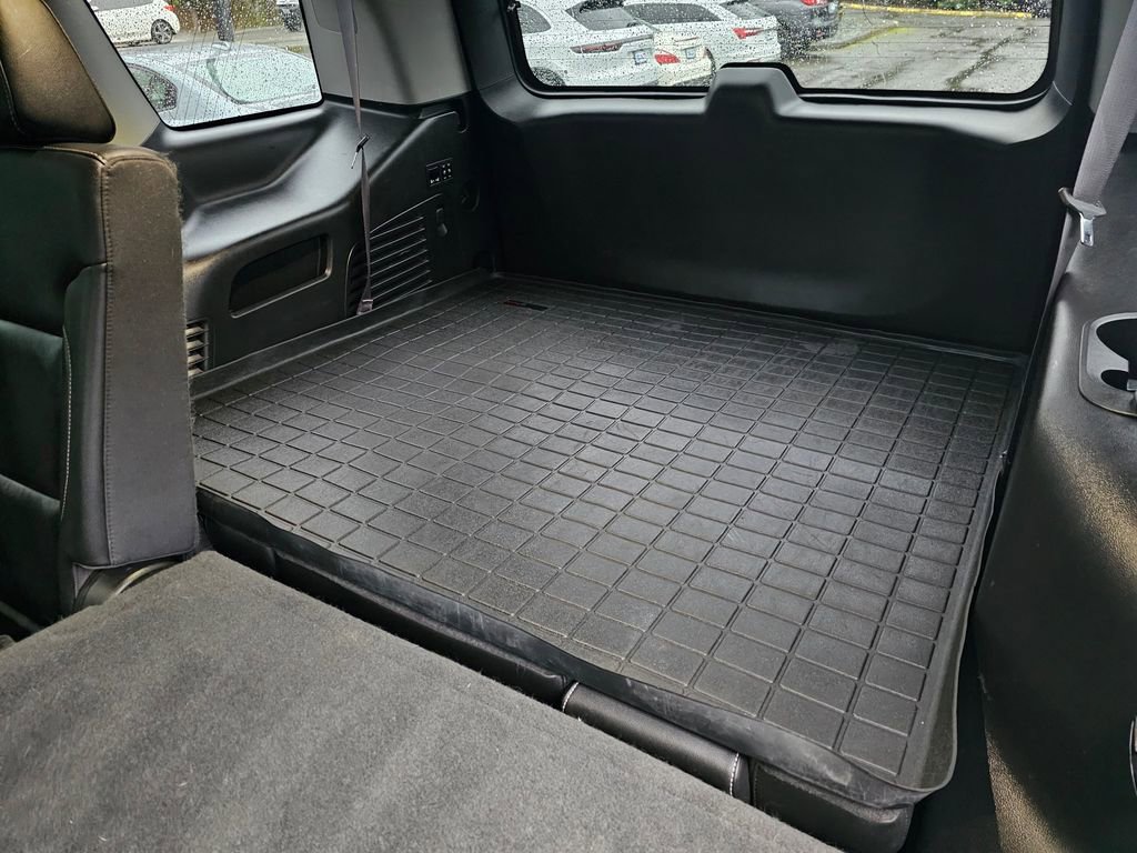 Used 2017 Chevrolet Tahoe LT w/ LT Signature Package image 23