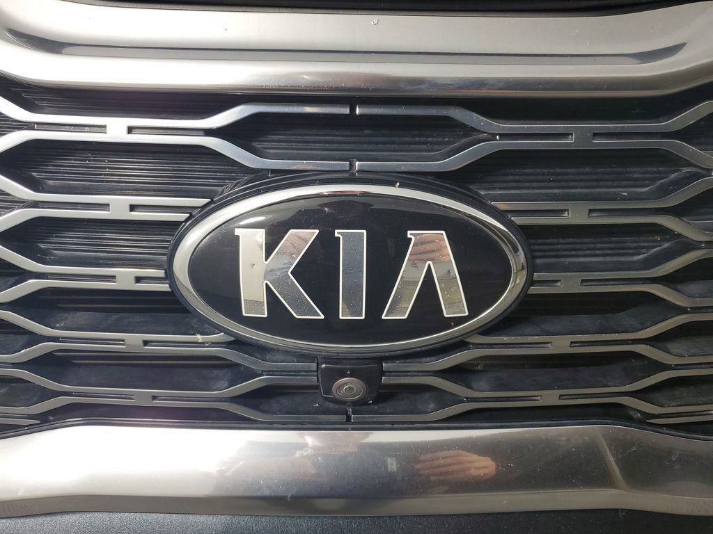 Used 2021 Kia Telluride SX w/ Towing Package image 9