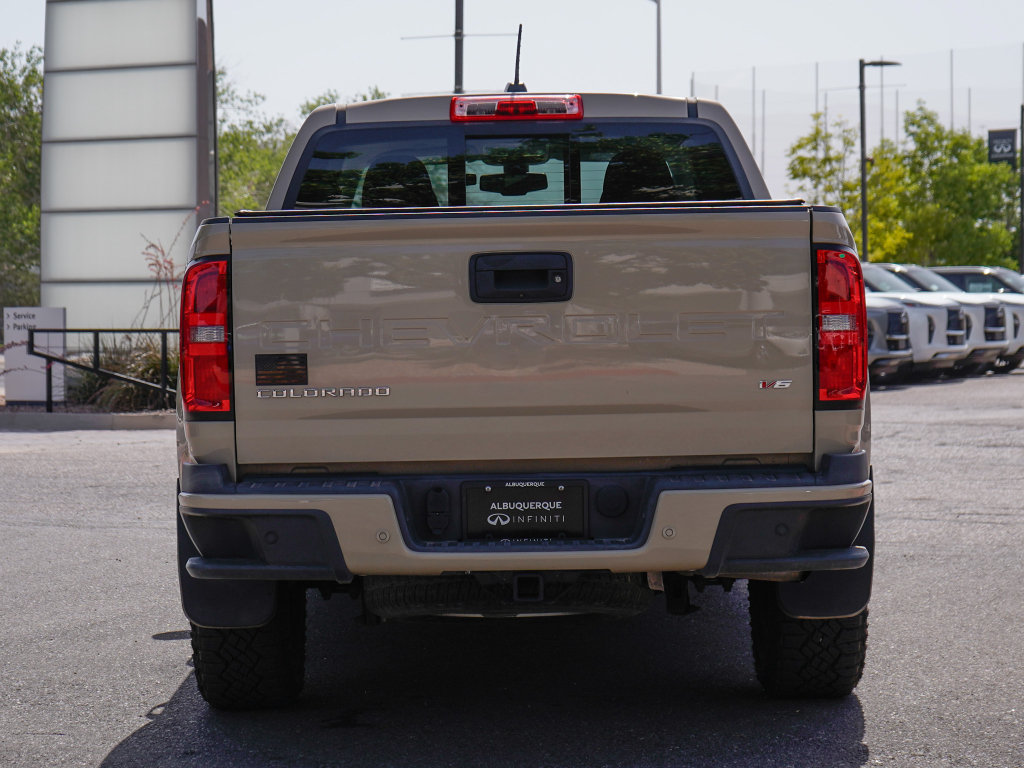 Used 2022 Chevrolet Colorado Z71 AWD/4WD image 10