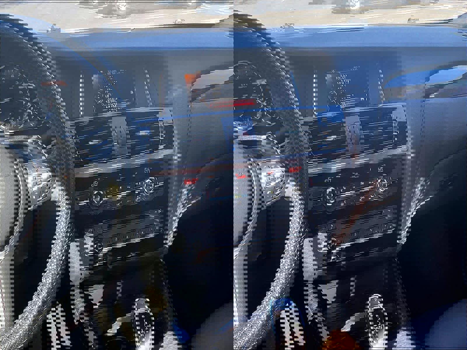 Used 2017 BMW X4 xDrive28i image 8