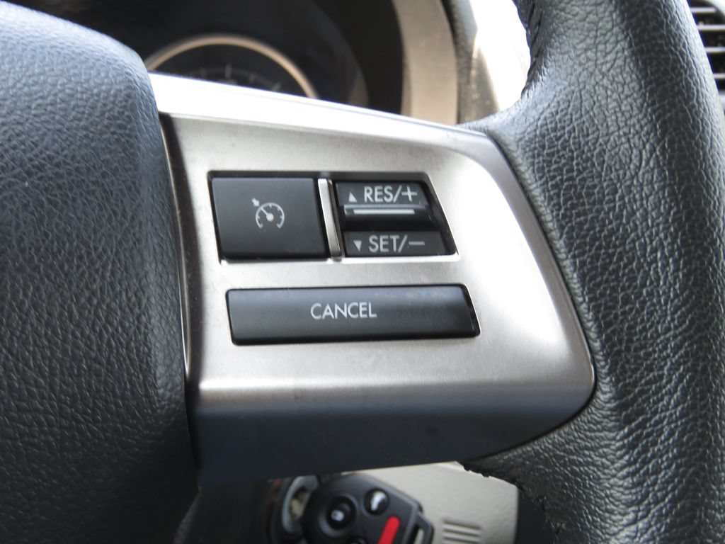 Used 2014 Subaru Crosstrek 2.0i Limited AWD/4WD image 22