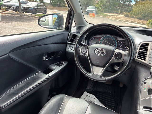 Used 2015 Toyota Venza XLE AWD/4WD image 18