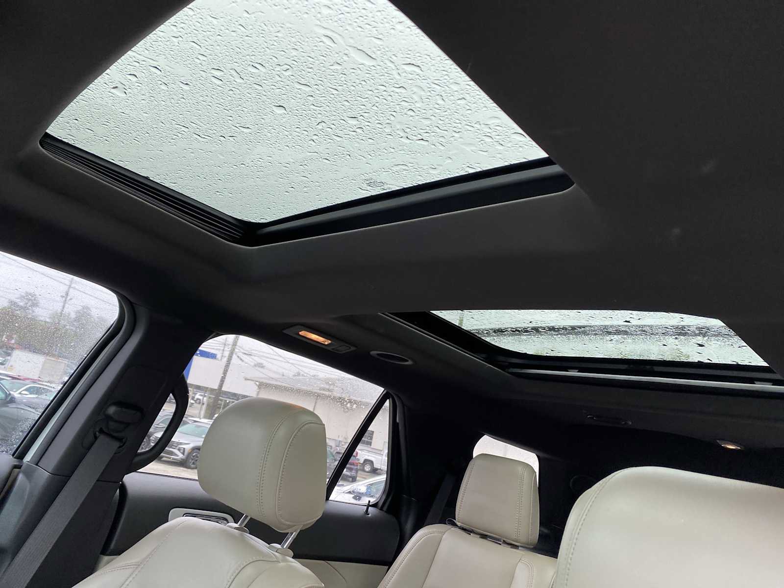 Used 2011 Ford Explorer Limited image 25