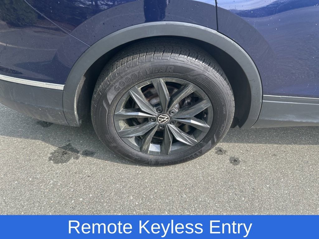 Used 2024 Volkswagen Tiguan SE image 7