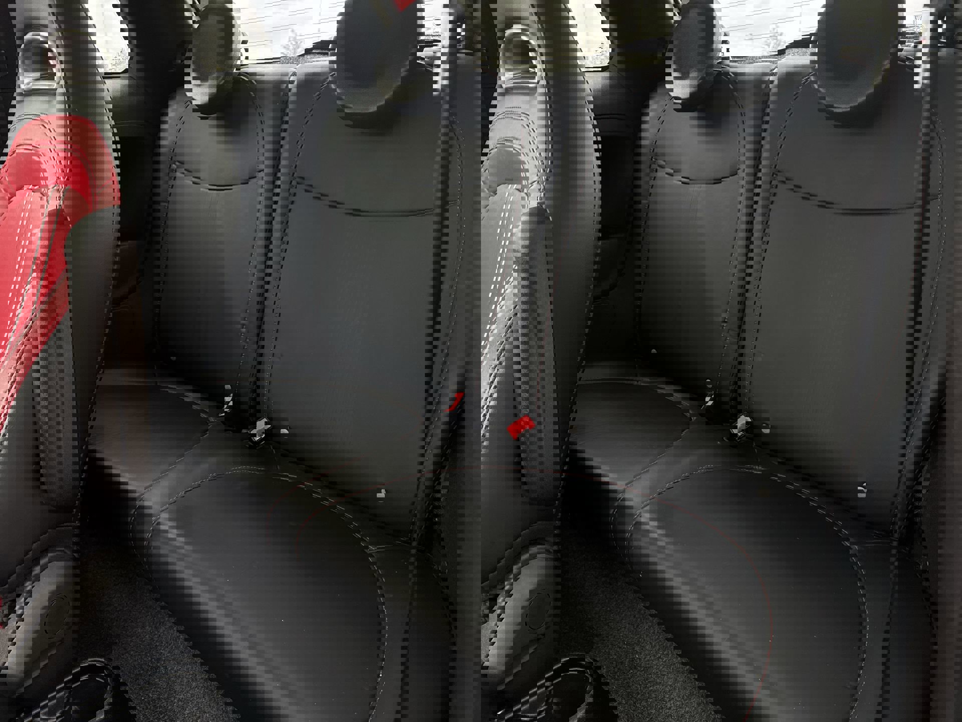 Used 2015 FIAT 500 Abarth w/ Comfort/Convenience Group image 22