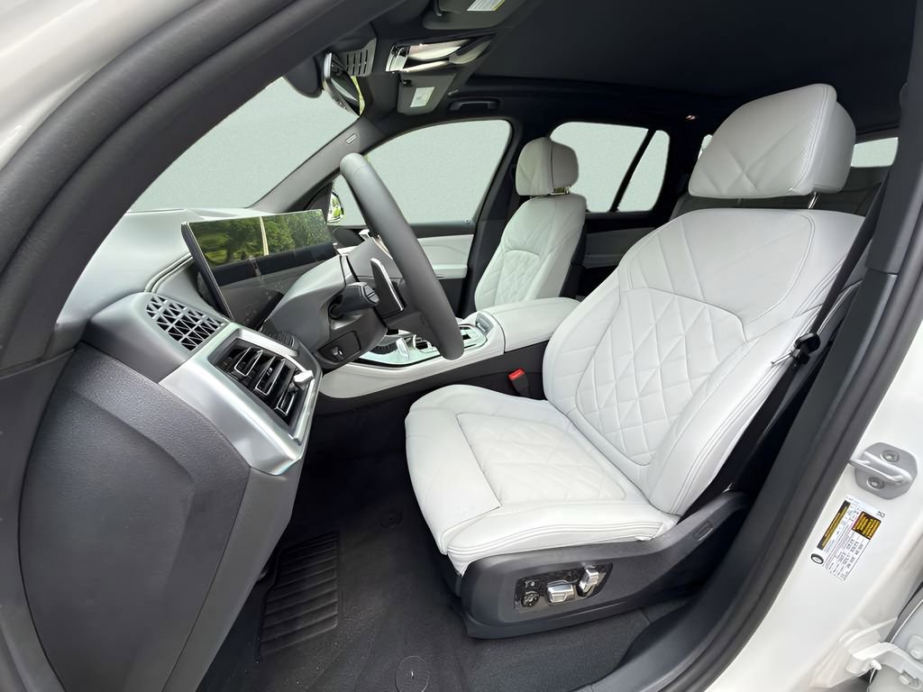New 2026 BMW X5 sDrive40i w/ M Sport Package RWD image 8
