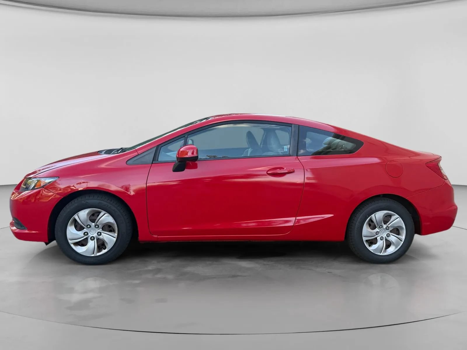 Used 2013 Honda Civic LX image 2