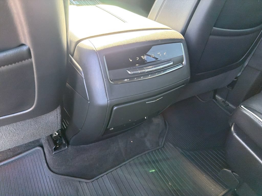 Used 2022 Cadillac Escalade ESV Sport w/ Touring Package AWD/4WD image 33
