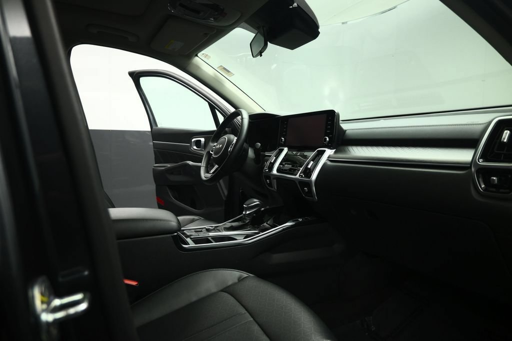 Used 2022 Kia Sorento SX AWD/4WD image 55