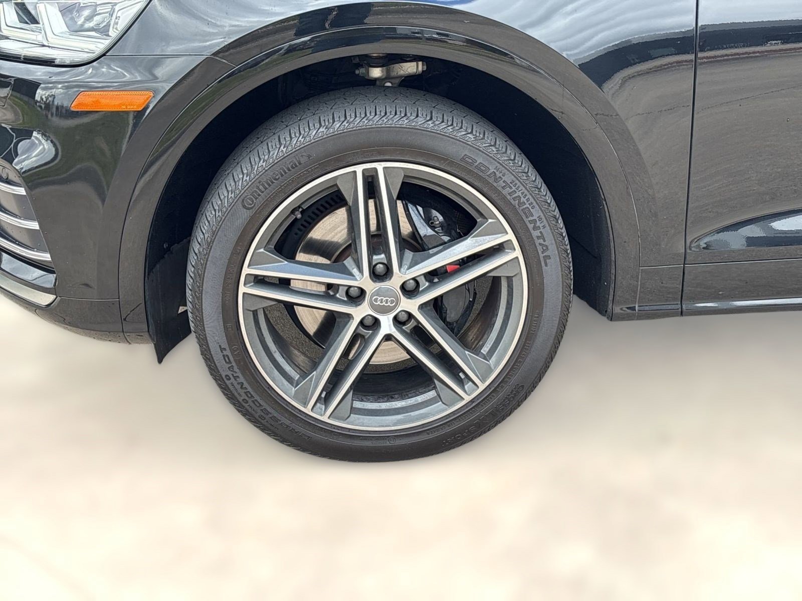 Used 2020 Audi SQ5 Premium Plus w/ Premium Plus Package image 10