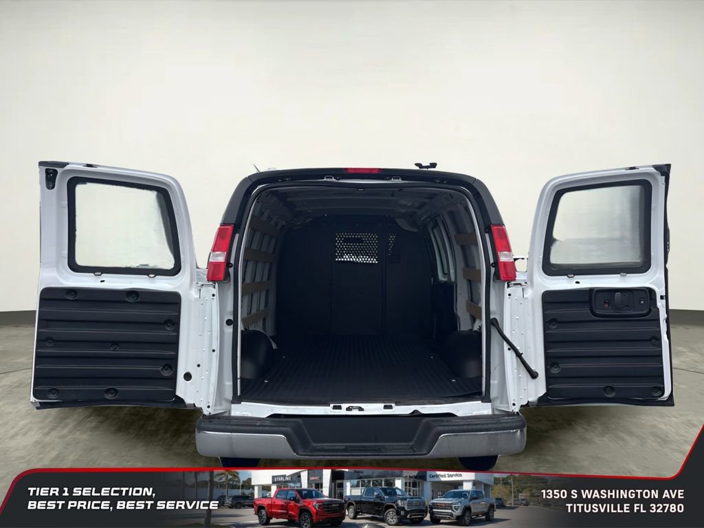 Used 2024 Chevrolet Express 2500 w/ Driver Convenience Package image 5