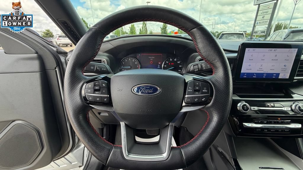 Used 2023 Ford Explorer ST-Line AWD/4WD image 27