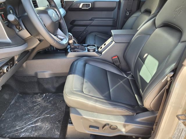 New 2025 Ford Bronco Badlands image 8