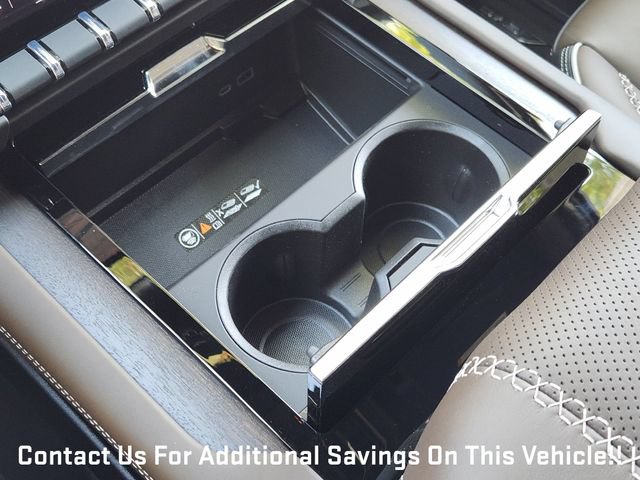 New 2026 GMC Yukon Denali Ultimate w/ LPO, Floor Liner Package AWD/4WD image 16