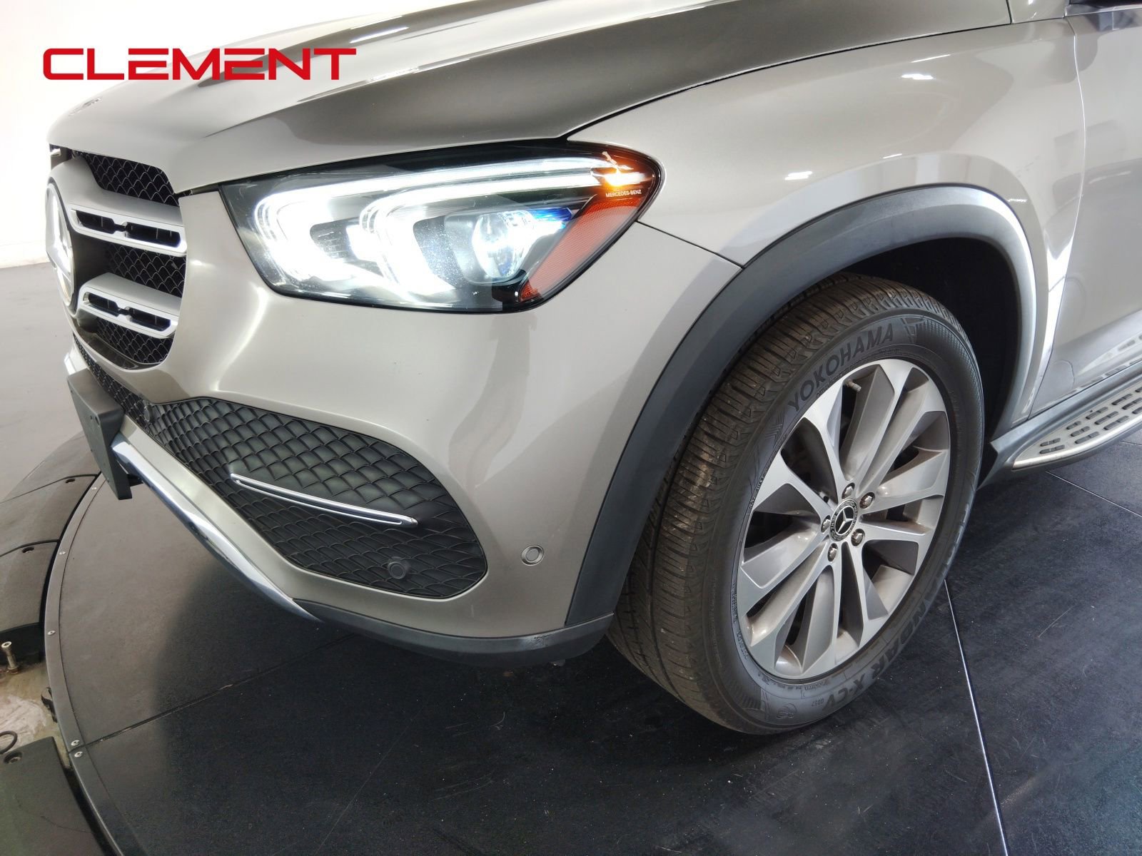 Used 2020 Mercedes-Benz GLE 350 4MATIC w/ MBUX Technology Package image 49