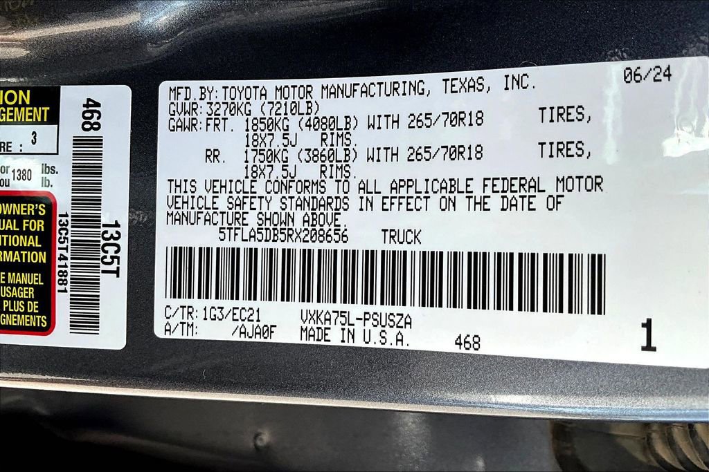 Used 2024 Toyota Tundra SR5 w/ SR5 Premium Package AWD/4WD image 29