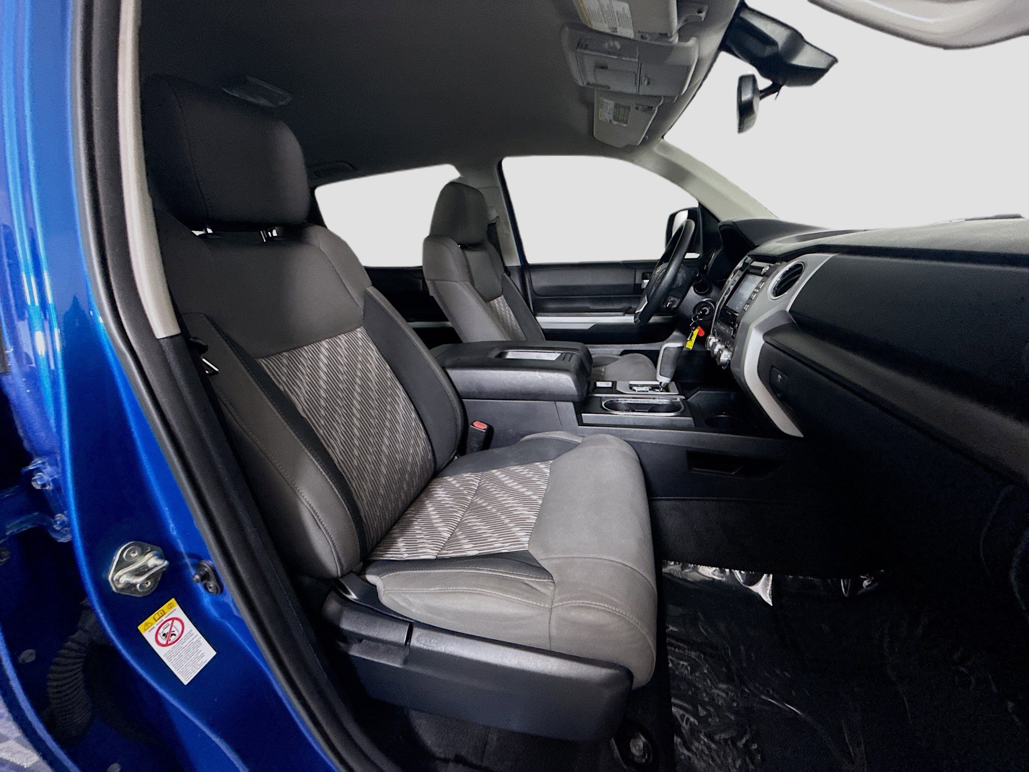 Used 2018 Toyota Tundra SR5 w/ SR5 Upgrade Package image 28