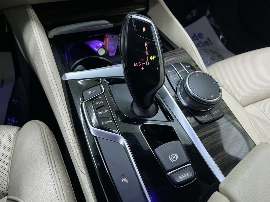 Used 2018 BMW 530i RWD image 23