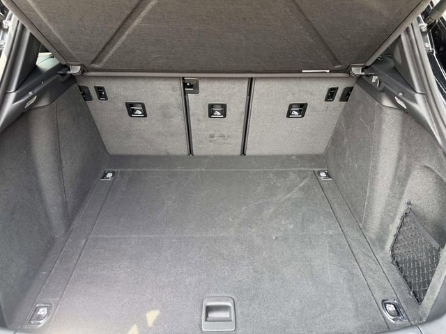 Used 2025 Porsche Macan Turbo image 14