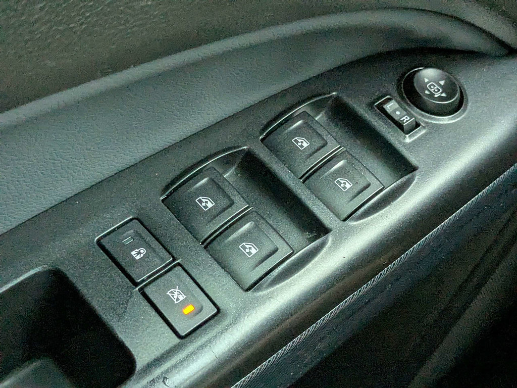 Used 2016 Chevrolet Colorado Z71 AWD/4WD image 26