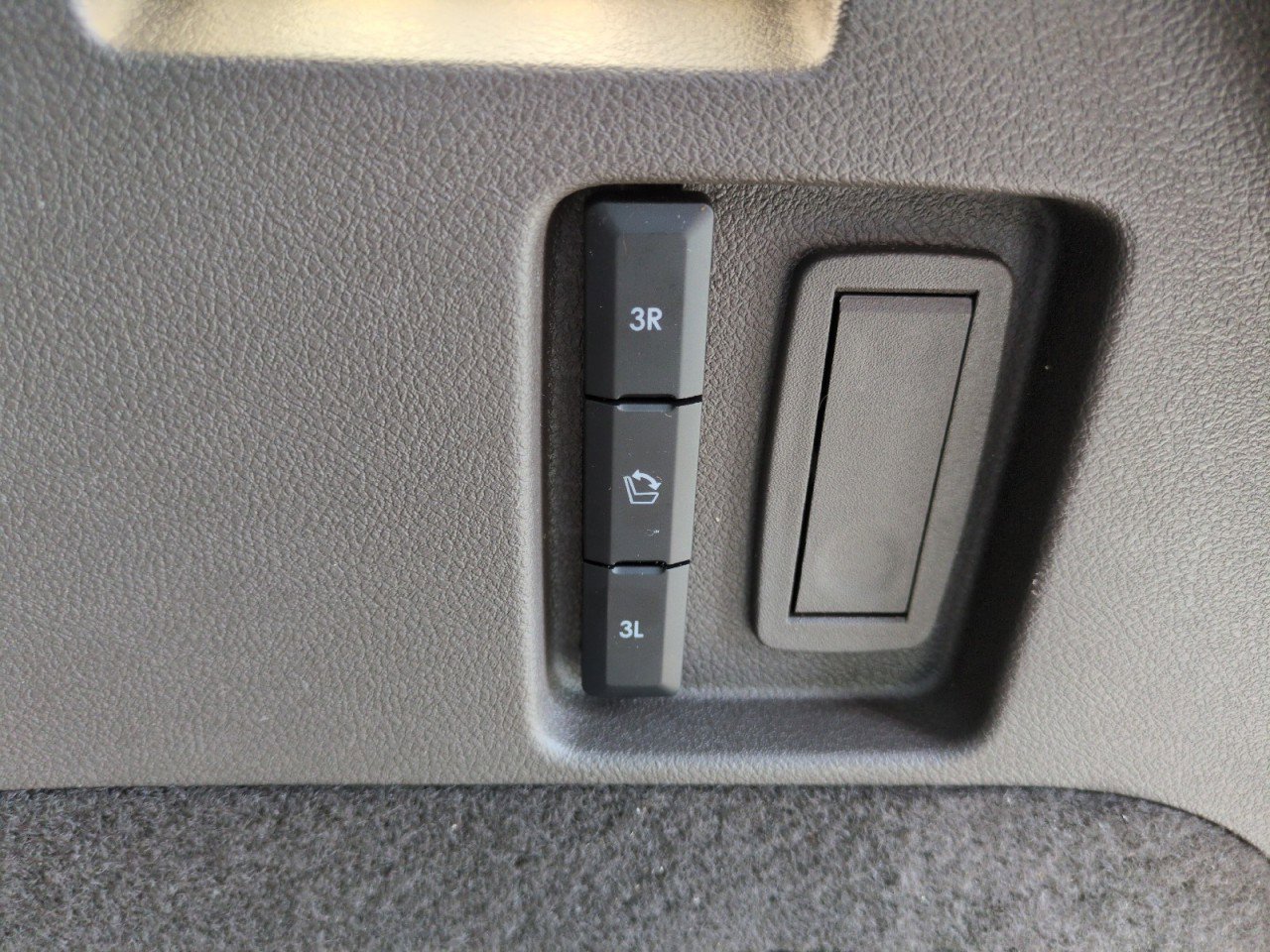 Used 2022 Lincoln Aviator Reserve w/ Equipment Group 201A RWD image 43