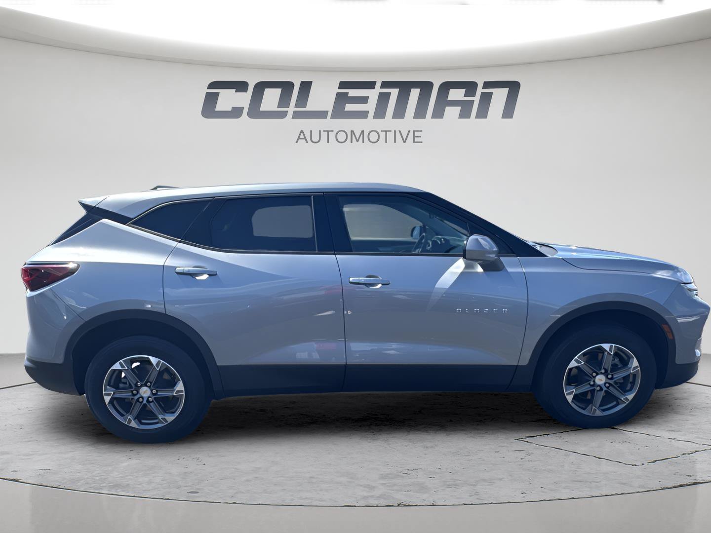 Used 2025 Chevrolet Blazer LT AWD/4WD image 6