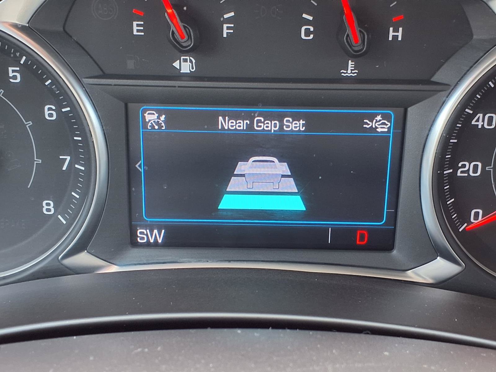 Used 2024 GMC Terrain SLE FWD image 14