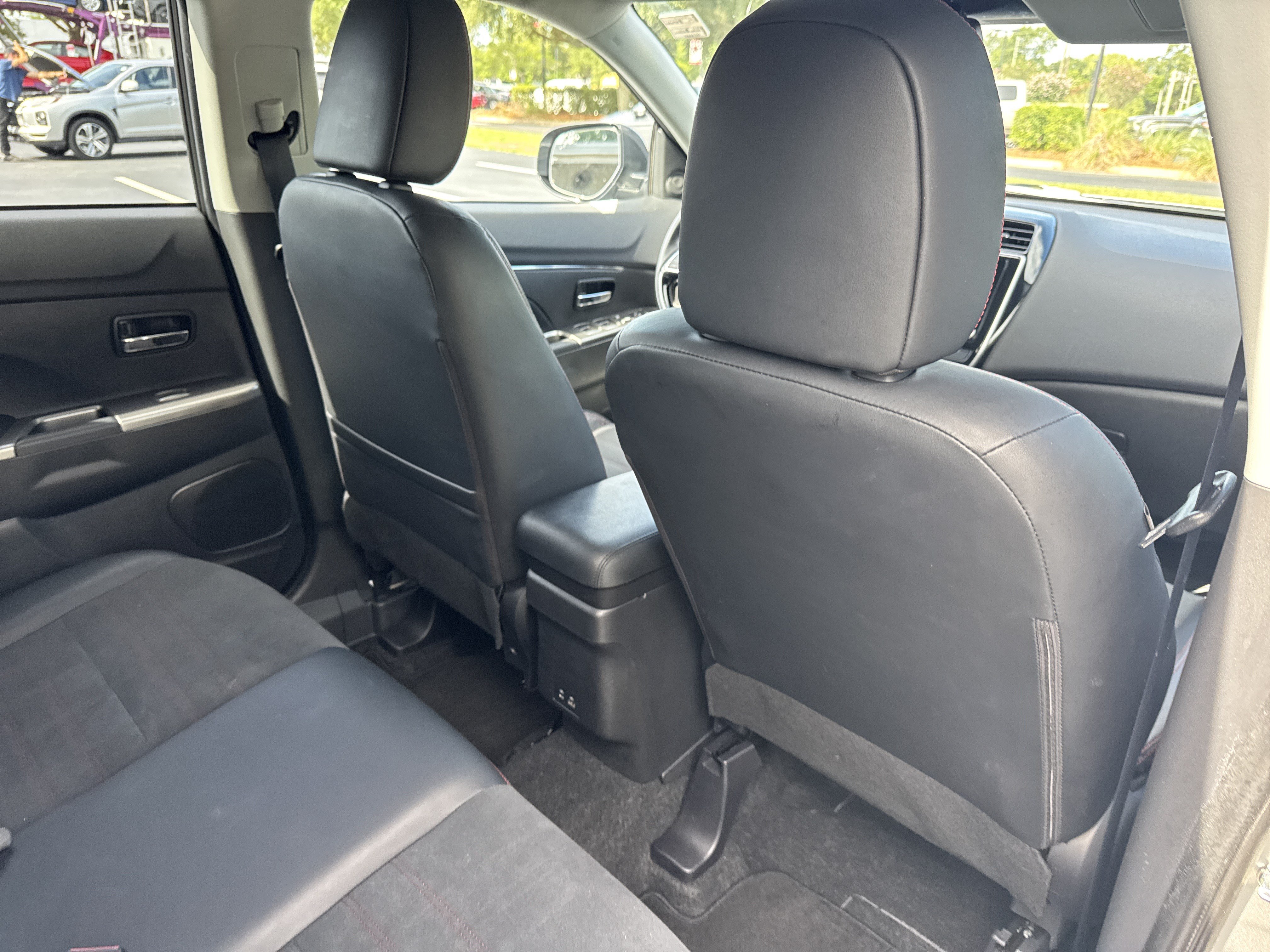 Used 2025 Mitsubishi Outlander Sport ES AWD/4WD image 30