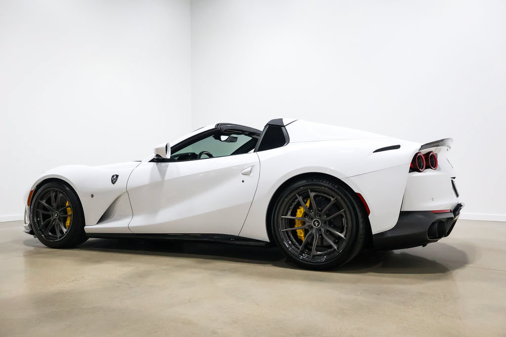 Used 2022 Ferrari 812 GTS RWD image 27