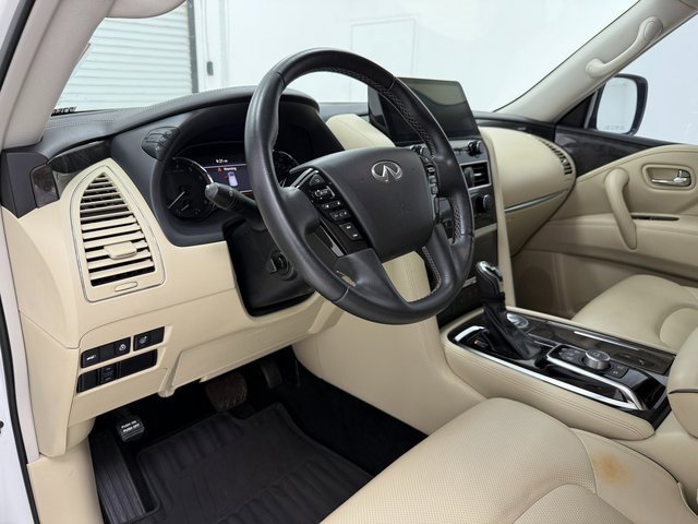 Used 2023 INFINITI QX80 Luxe w/ All-Season Package image 8
