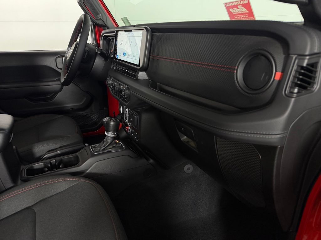 Used 2024 Jeep Wrangler Unlimited Rubicon AWD/4WD image 29