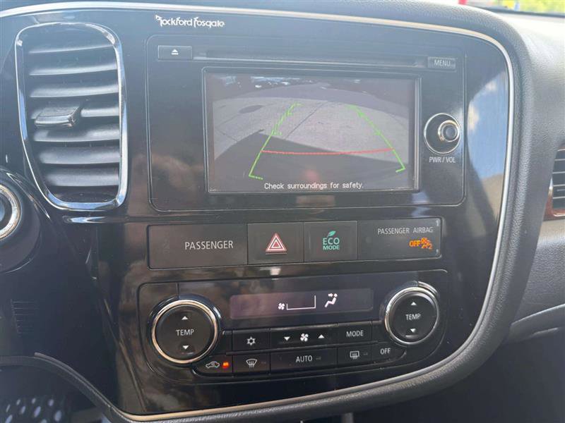 Used 2014 Mitsubishi Outlander GT image 34