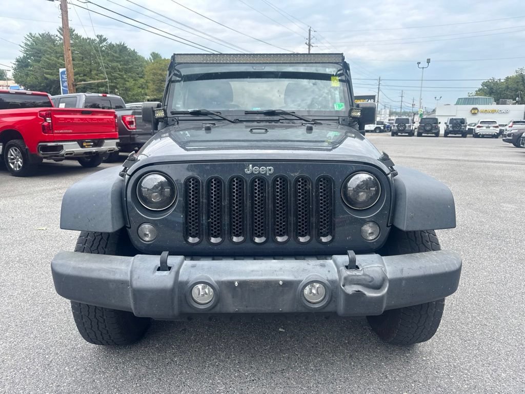 Used 2017 Jeep Wrangler Sport w/ Connectivity Group AWD/4WD image 2