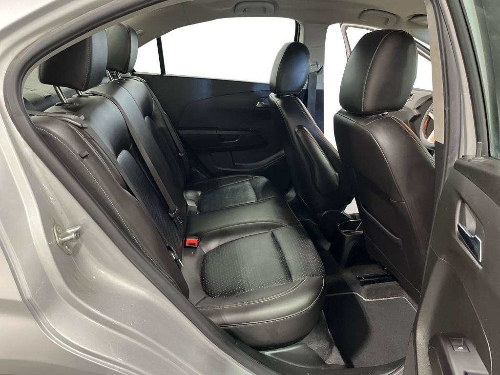 Certified 2018 Chevrolet Sonic Premier FWD image 18