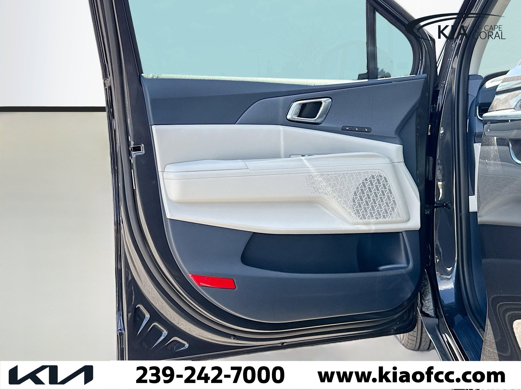 New 2026 Kia Carnival EX image 21