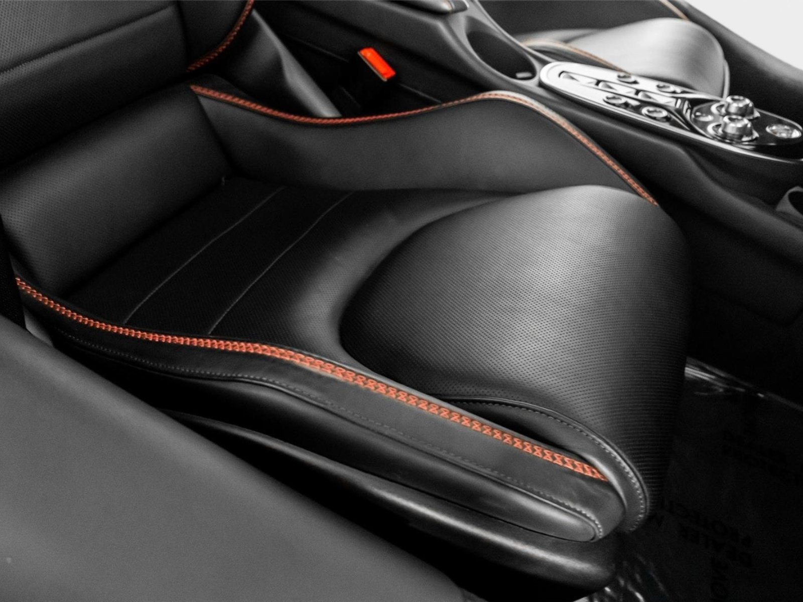 Used 2023 McLaren GT RWD image 30