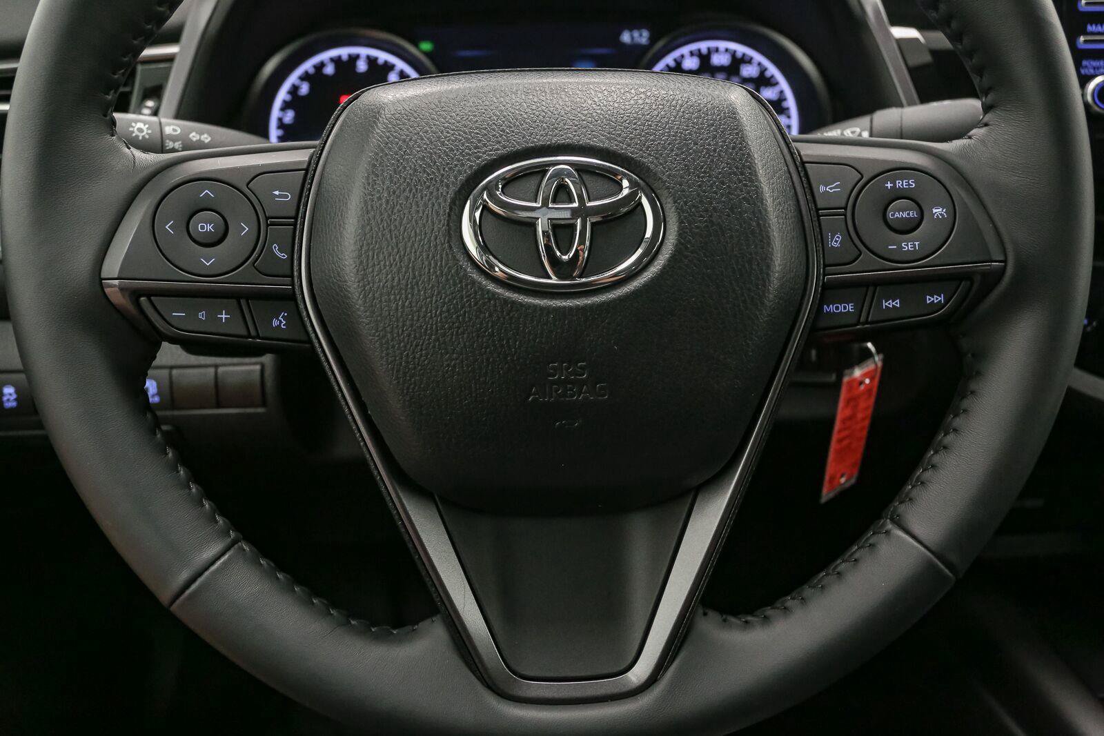 Certified 2024 Toyota Camry SE AWD/4WD image 31